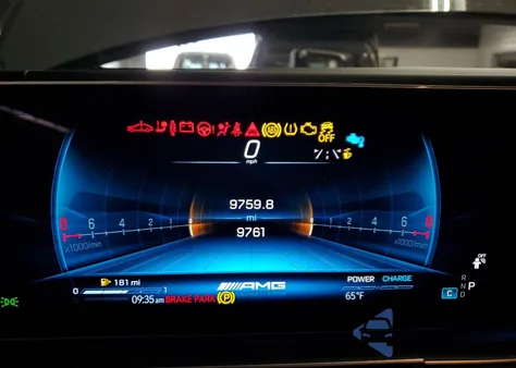 2025 Mercedes-Benz Gls 63 Amg 4Matic z USA, uszkodzony, nr VIN 4JGFF8KE6SB318773